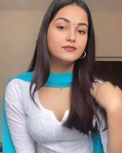 Escort In Sirathu